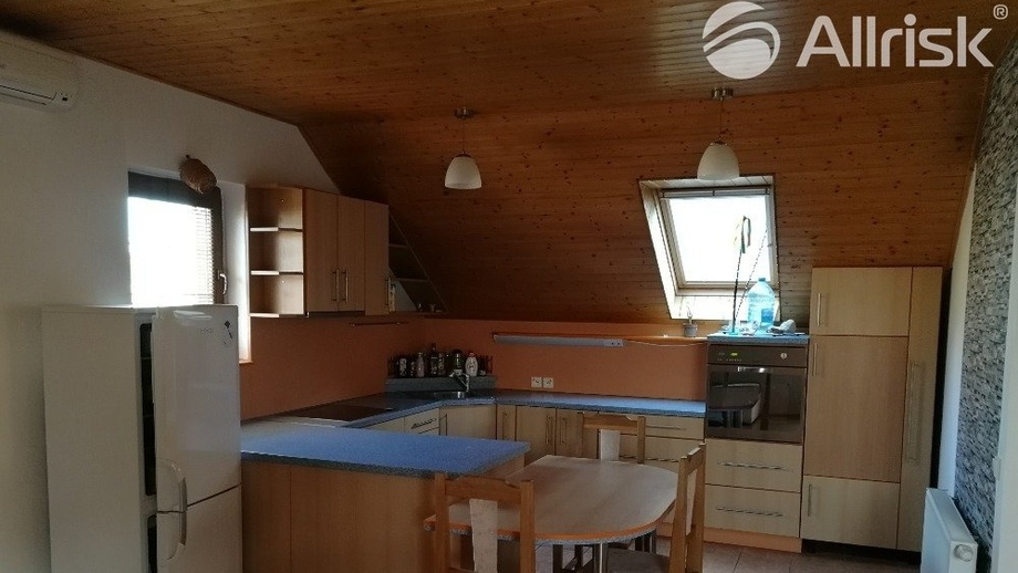 Pronájem bytu 3+kk 80 m², Vacenovice