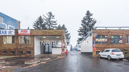 Pronájem skladu 1 070 m², Praha - Hostivař