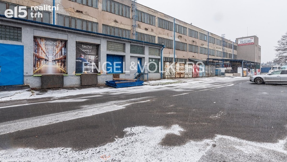 Pronájem skladu 1 070 m², Praha - Hostivař