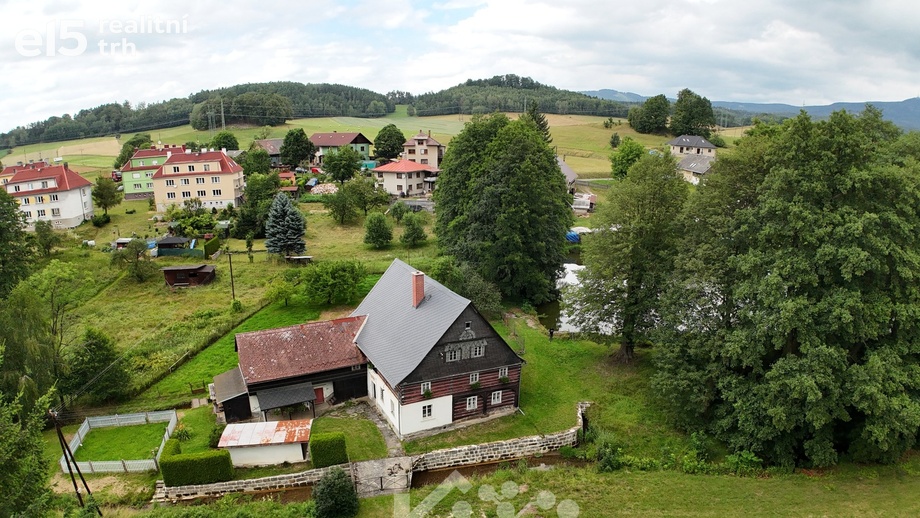 Prodej rodinného domu 500 m², Osečná - Lázně Kundratice