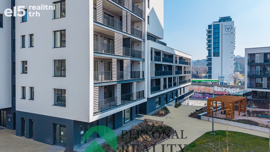 Pronájem obchodní prostory, 94 m² - Praha - Modřany