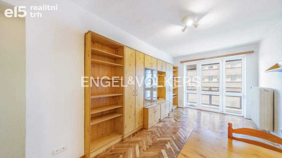 Pronájem byty 1+kk, 30 m² - Plzeň - Jižní Předměstí