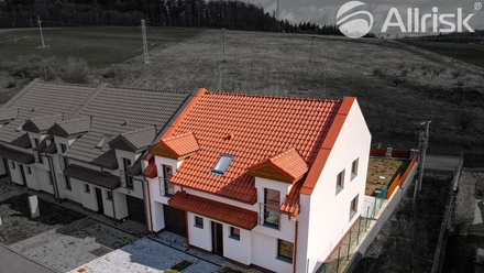 Prodej rodinného domu 220 m², Březina