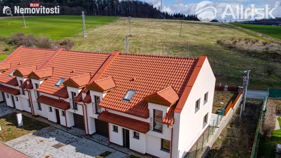 Prodej rodinného domu 220 m², Březina