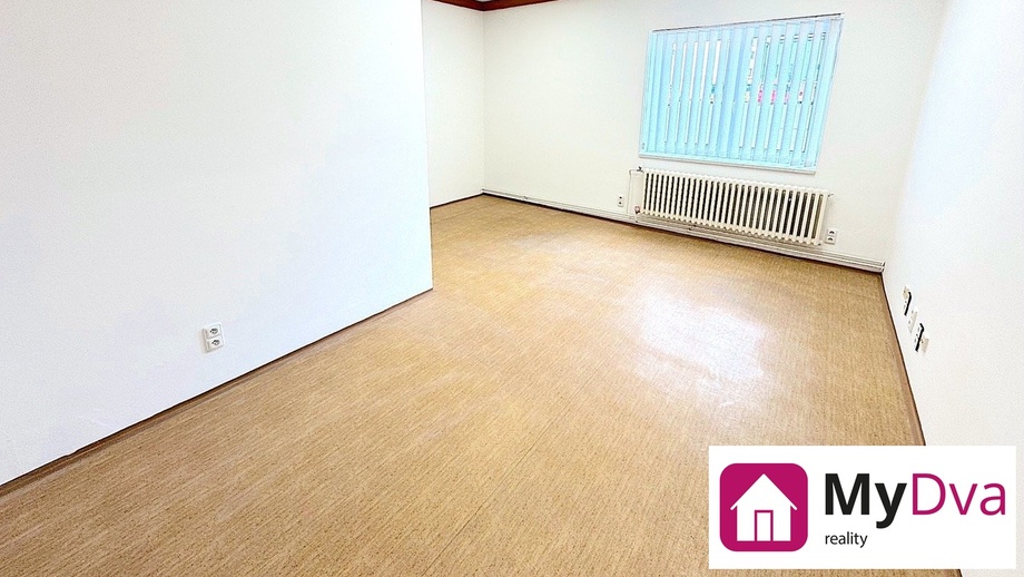 Pronájem kanceláře, 55 m² - Znojmo