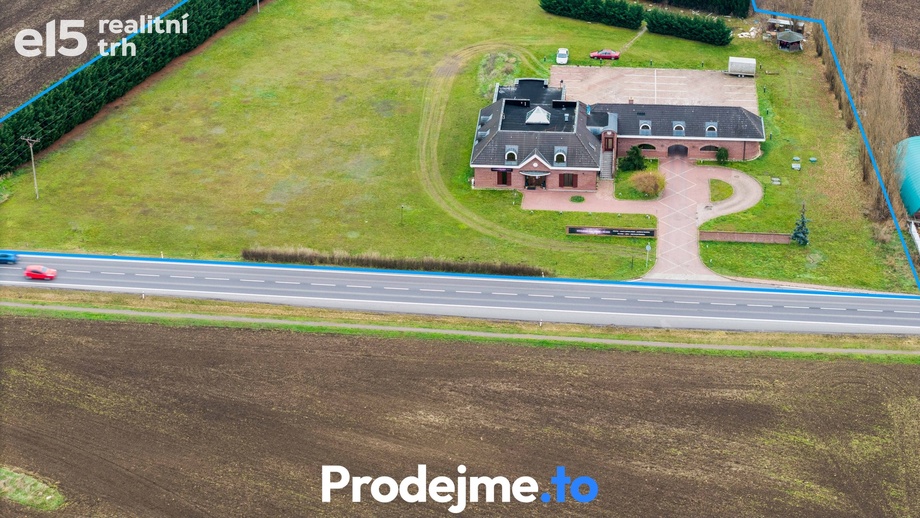 Prodej komerční nemovitosti 824 m², Chvalovice