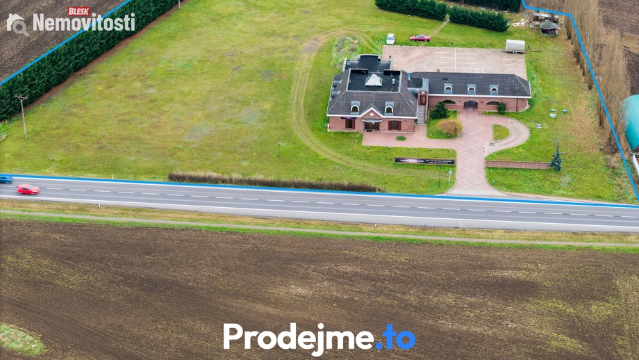 Prodej komerční nemovitosti 824 m², Chvalovice