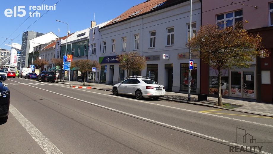Pronájem obchodní prostory, 103 m² - Pardubice I