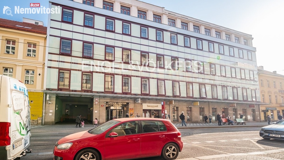 Pronájem kanceláře 1 499 m², Praha - Karlín