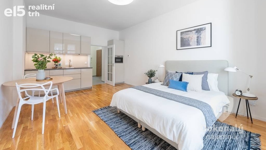 Pronájem byty 1+kk, 32 m² - Praha - Žižkov