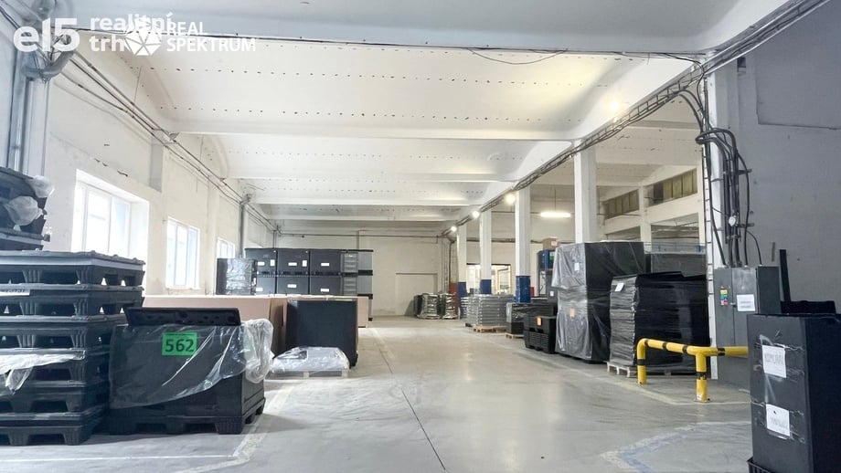 Pronájem výroba, 1 110 m² - Kuřim