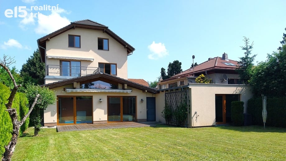 Prodej rodinné domy, 215 m² - Praha