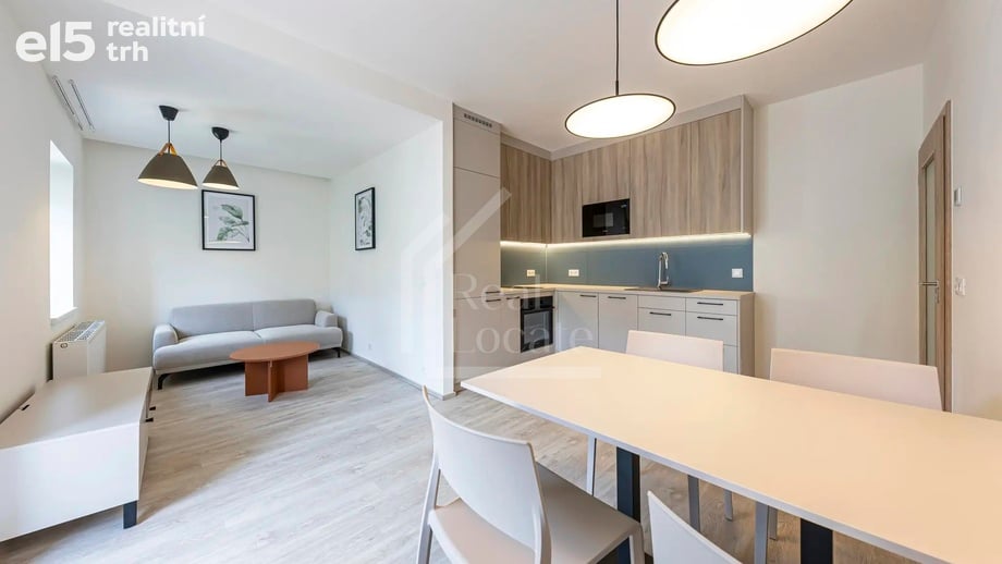 Pronájem bytu 2+kk 44 m², Praha - Nusle