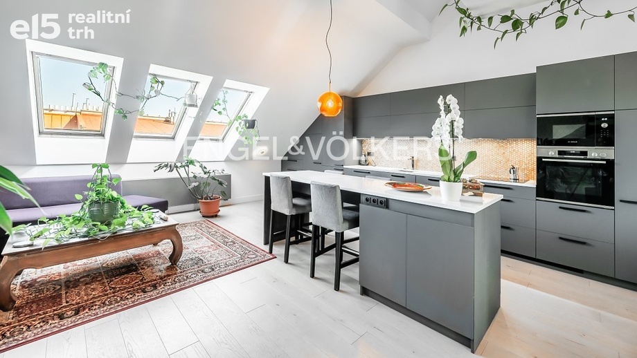 Pronájem byty 4+kk, 104 m² - Praha - Žižkov