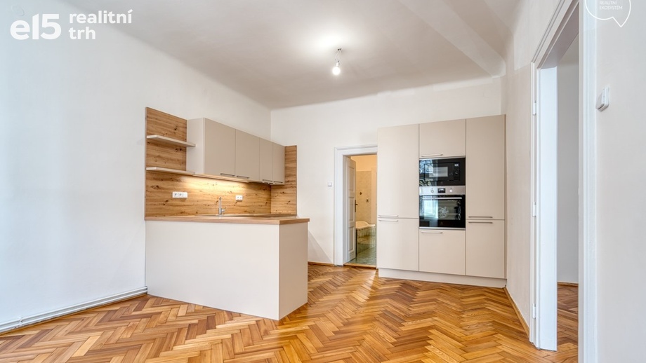 Pronájem byty 4+1, 108 m² - Praha - Smíchov