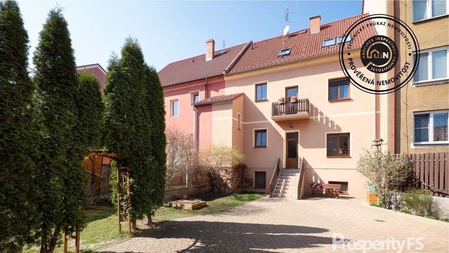 Prodej rodinné domy, 200 m² - Žatec