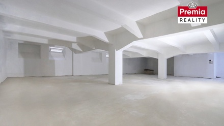 Pronájem skladu 100 m², Znojmo