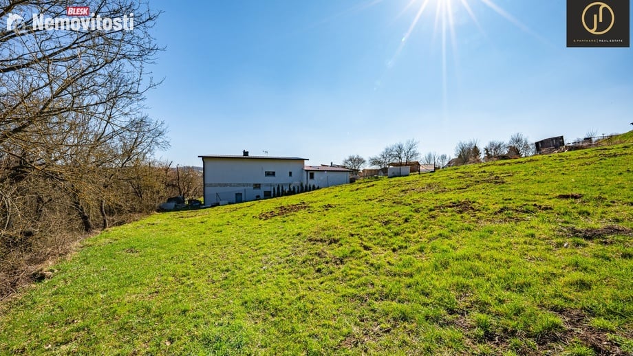 Prodej stavebního pozemku 915 m², Loděnice