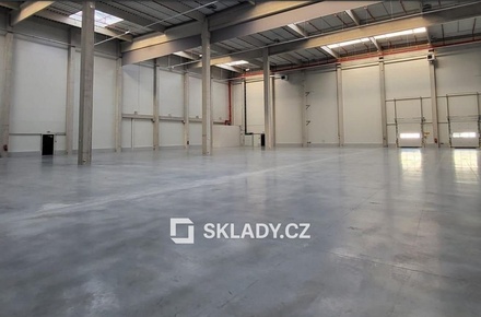 Pronájem skladu 3 661 m², Lovosice