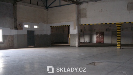 Pronájem skladu 7 000 m², Chomutov