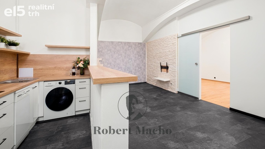 Pronájem byty 2+kk, 46 m² - Praha - Nové Město