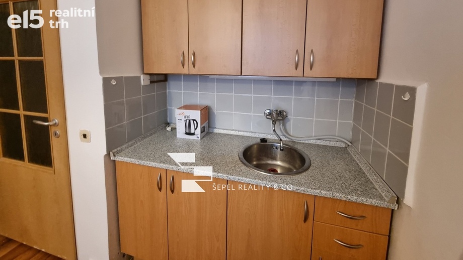 Pronájem byty 1+kk, 23 m² - Brno - Lesná