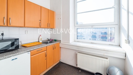 Pronájem kanceláře 321 m², Praha - Karlín