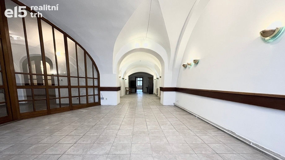 Pronájem obchodní prostory, 73 m² - Frýdek-Místek