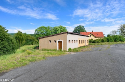 Prodej komerční nemovitosti 200 m², Krnov - Krásné Loučky