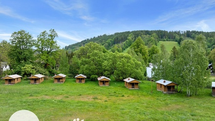 Prodej komerčního pozemku 6 661 m², Holčovice - Komora