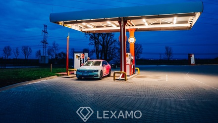 Prodej komerčního pozemku 2 222 m², Měnín