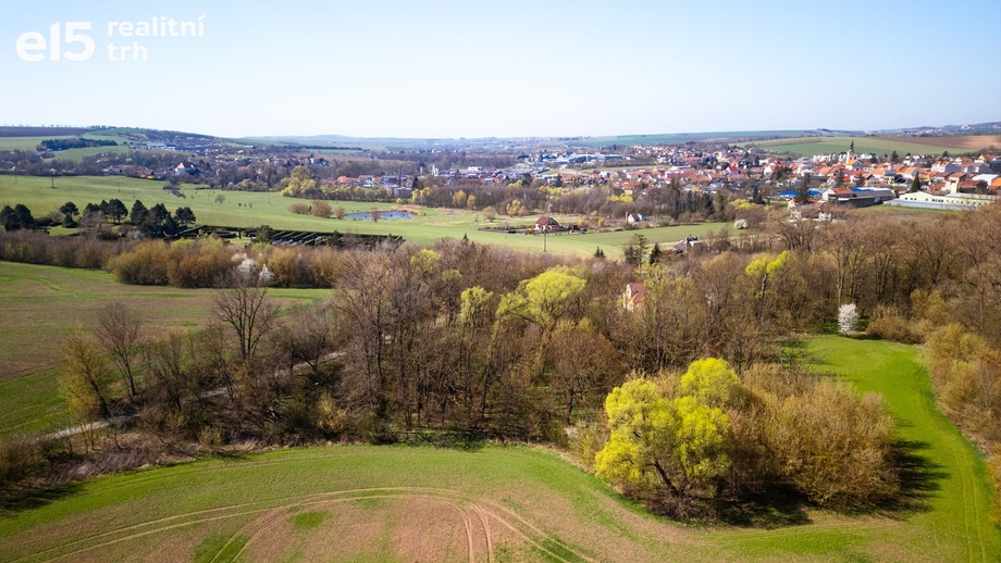 Prodej stavebního pozemku 7 787 m², Rousínov - Čechyně