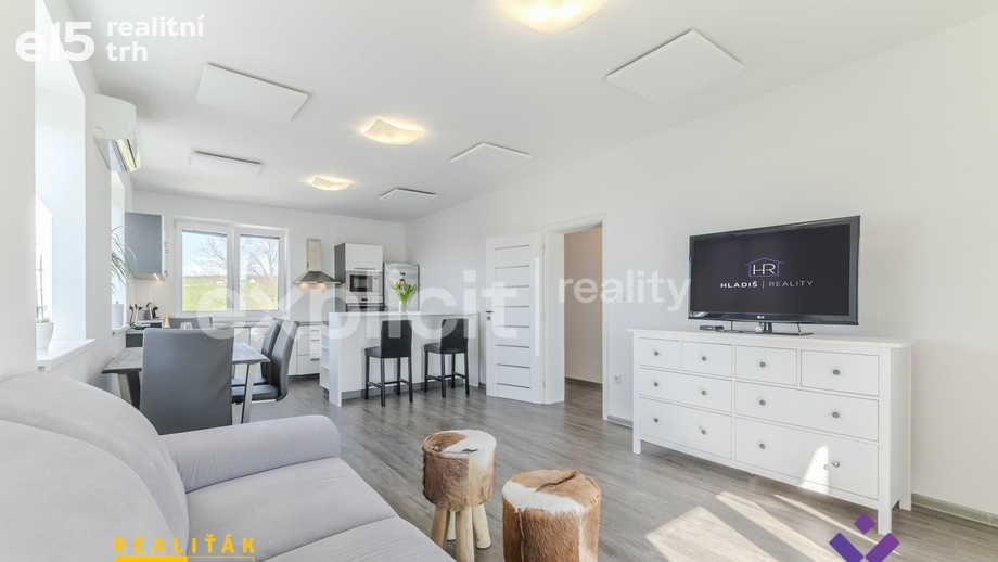 Prodej byty 2+kk, 58 m² - Uherský Brod