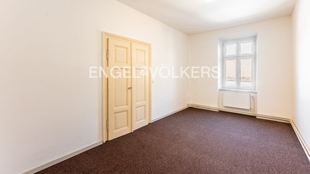Pronájem kanceláře 64 m², Plzeň - Jižní Předměstí