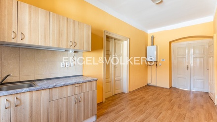 Pronájem kanceláře 64 m², Plzeň - Jižní Předměstí