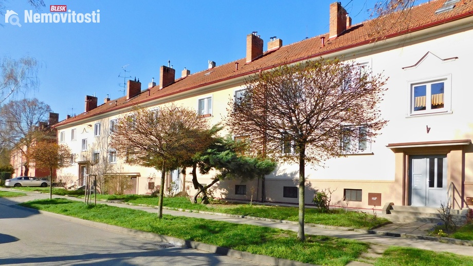 Prodej bytu 2+1 56 m², Hustopeče
