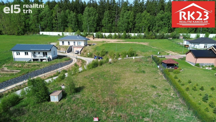 Prodej pozemky pro bydlení, 1 386 m² - Valy