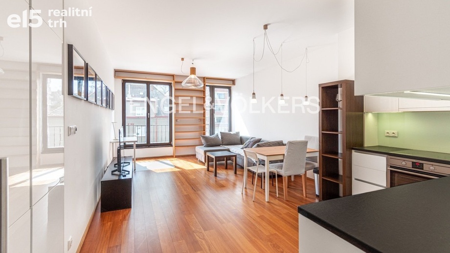 Pronájem byty 2+kk, 62 m² - Praha - Dejvice