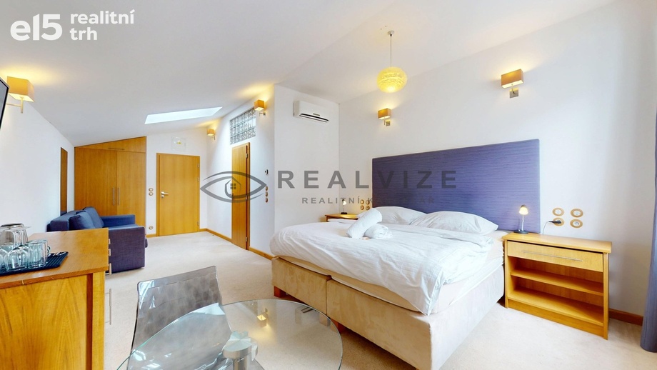 Prodej byty 1+kk, 35 m² - České Budějovice 1