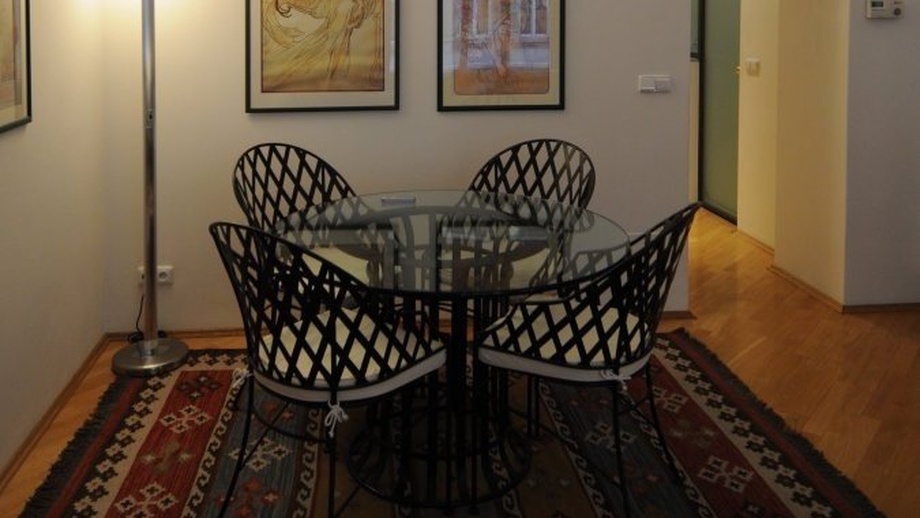 Pronájem bytu 3+1 80 m², Praha - Nové Město