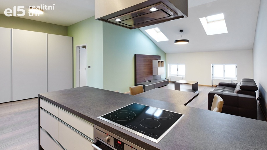 Pronájem byty 2+kk, 79 m² - Brno-město
