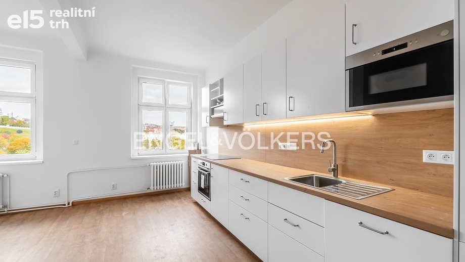 Pronájem byty 4+kk, 120 m² - Praha - Nusle