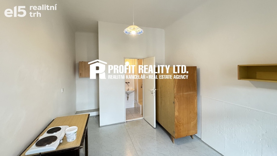 Pronájem byty 1+kk, 15 m² - Praha - Braník