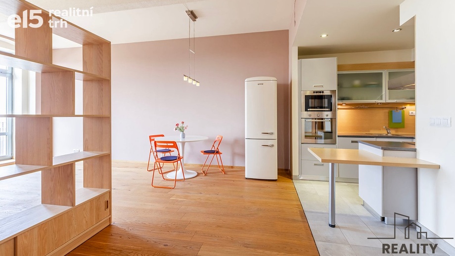 Pronájem byty 2+kk, 79 m² - Brno-Židenice