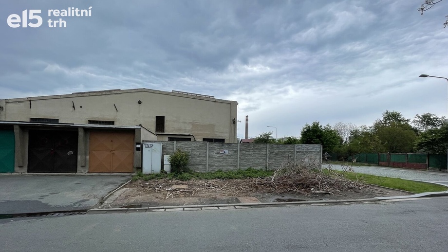 Pronájem garáže, 18 m² - Pardubice V