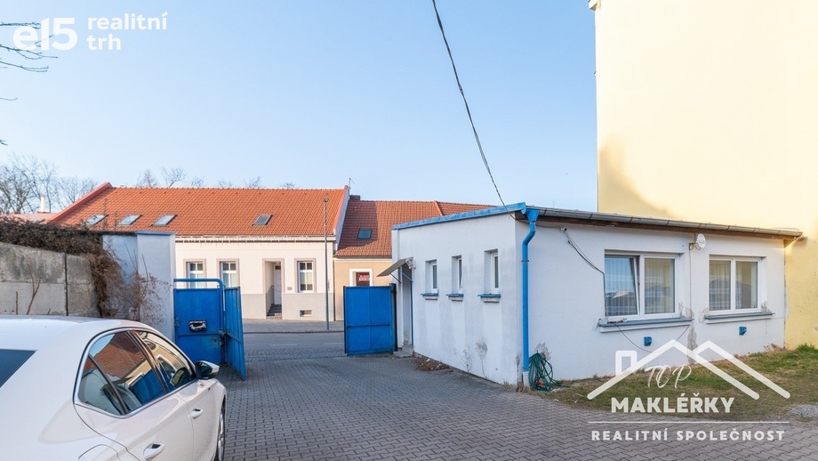 Pronájem obchodní prostory, 158 m² - Kolín II