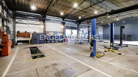 Pronájem výrobního prostoru 977 m², Plzeň - Východní Předměstí