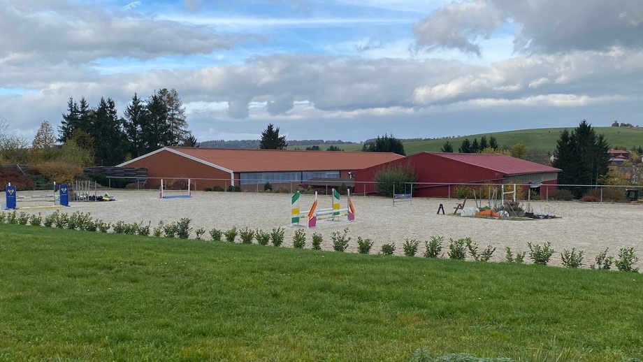 Prodej zemědělského objektu 52 300 m², Spálené Poříčí