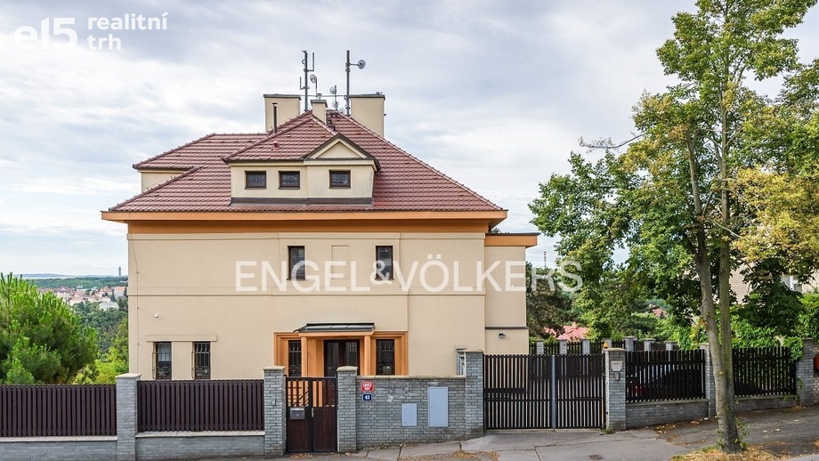 Pronájem kanceláře, 80 m² - Praha - Smíchov