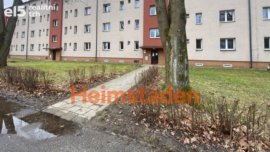 Pronájem byty 1+kk, 28 m² - Karviná - Nové Město